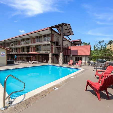 Econo Lodge Pigeon Forge Bagian luar foto