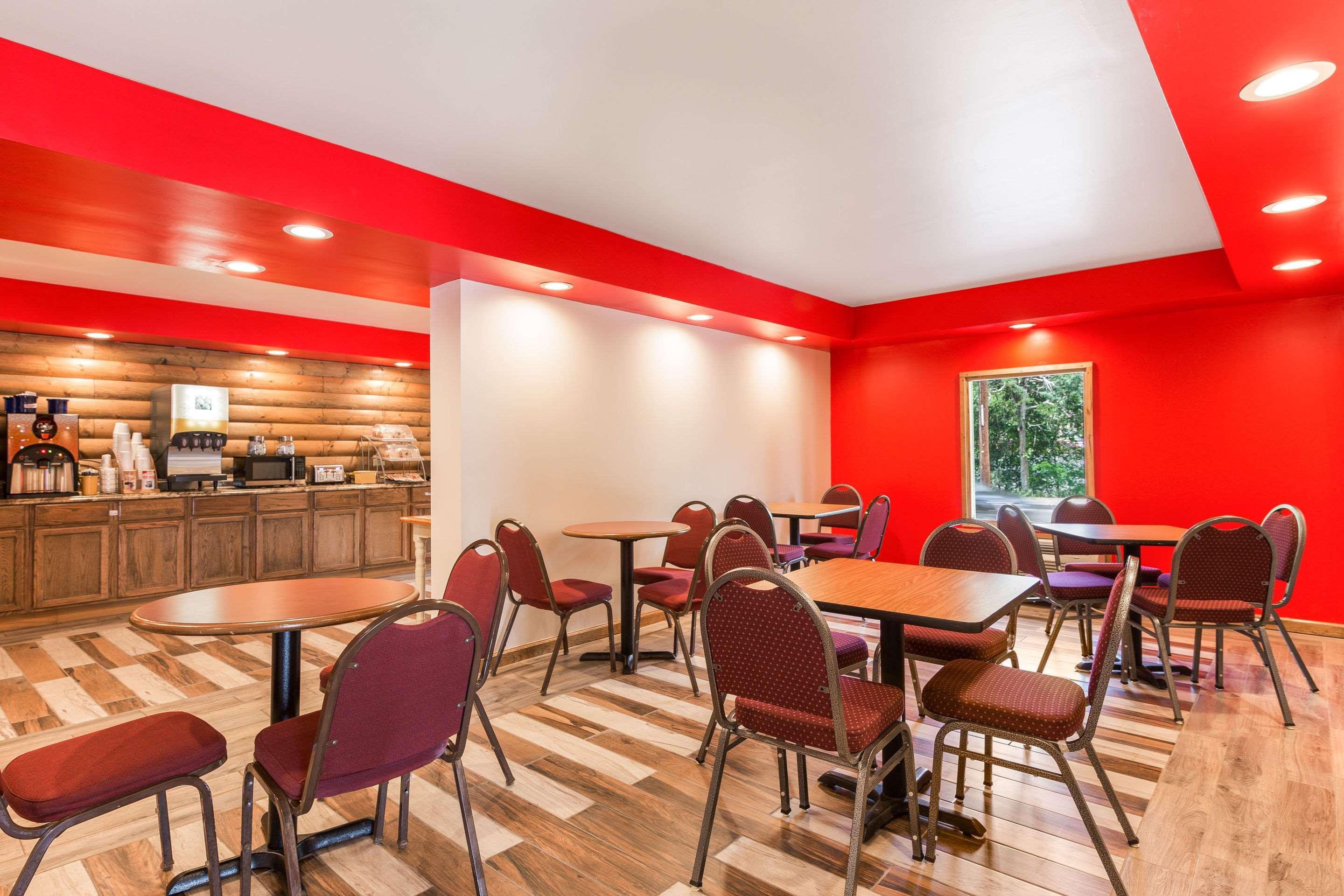 Econo Lodge Pigeon Forge Bagian luar foto
